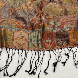 Long scarf 🧣 silk & cashmere blend 74” by 21” hand woven with fringes